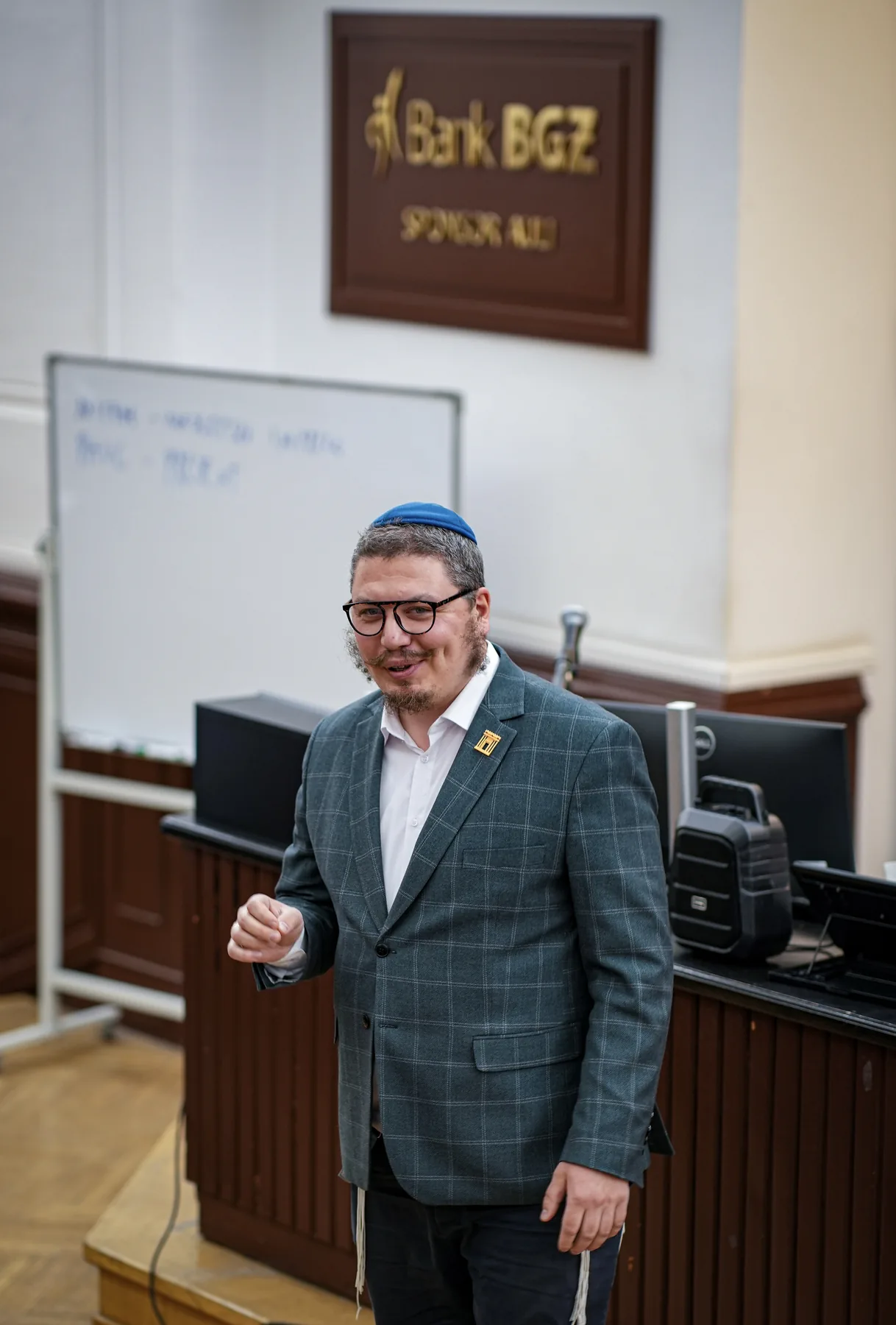 Baruch Jaakov Janowicz prowadzi warsztat na żywo