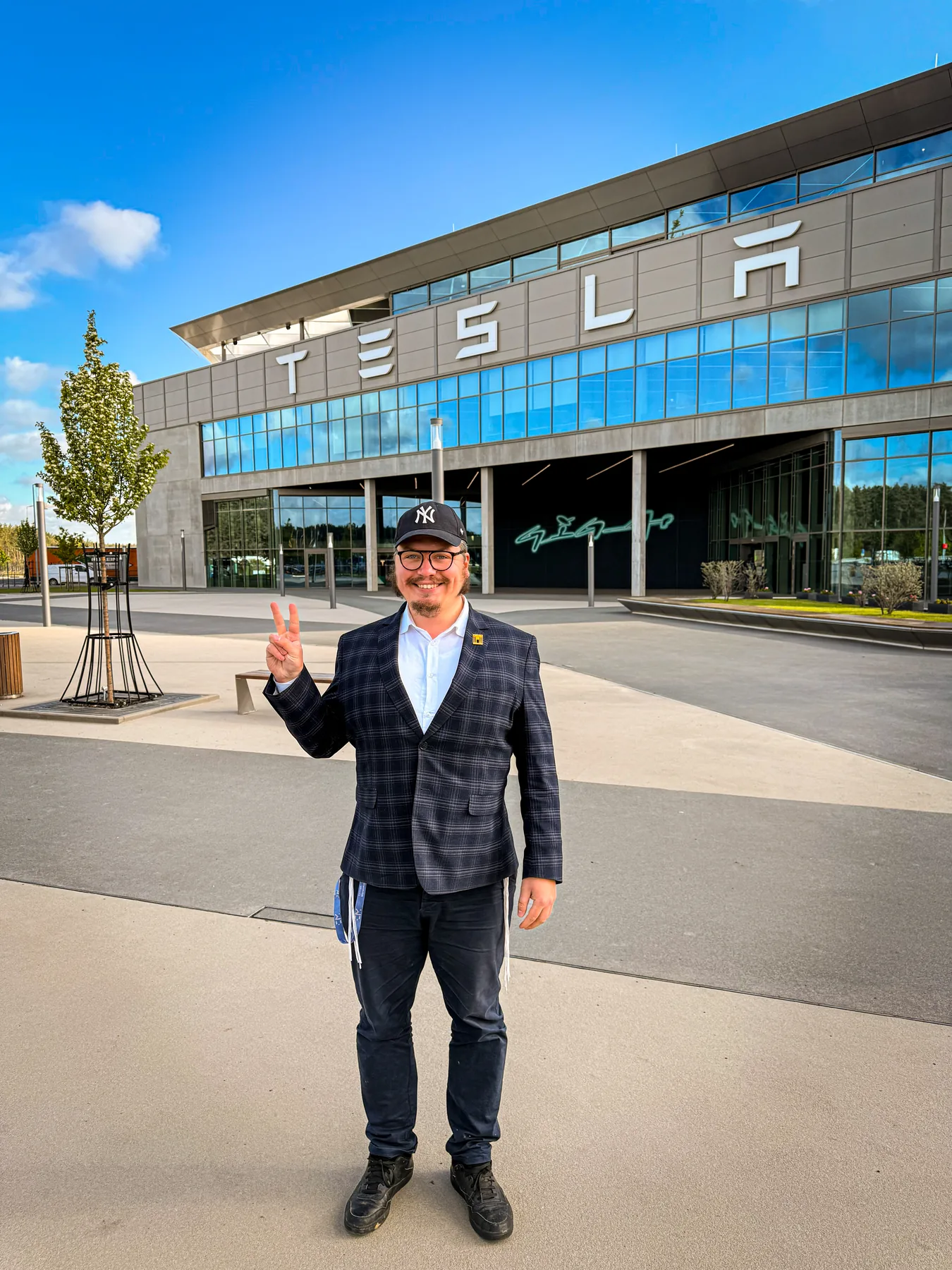 Przed Tesla Gigafactory