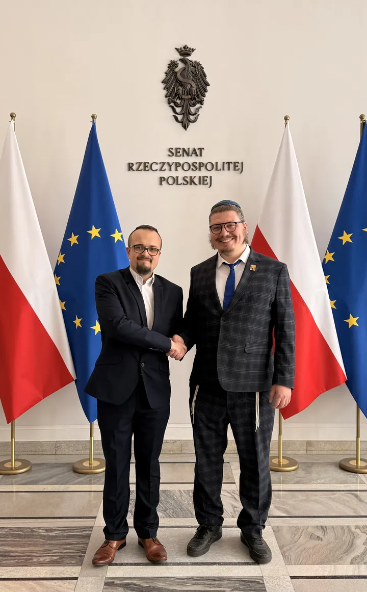Uścisk dłoni w Senacie RP